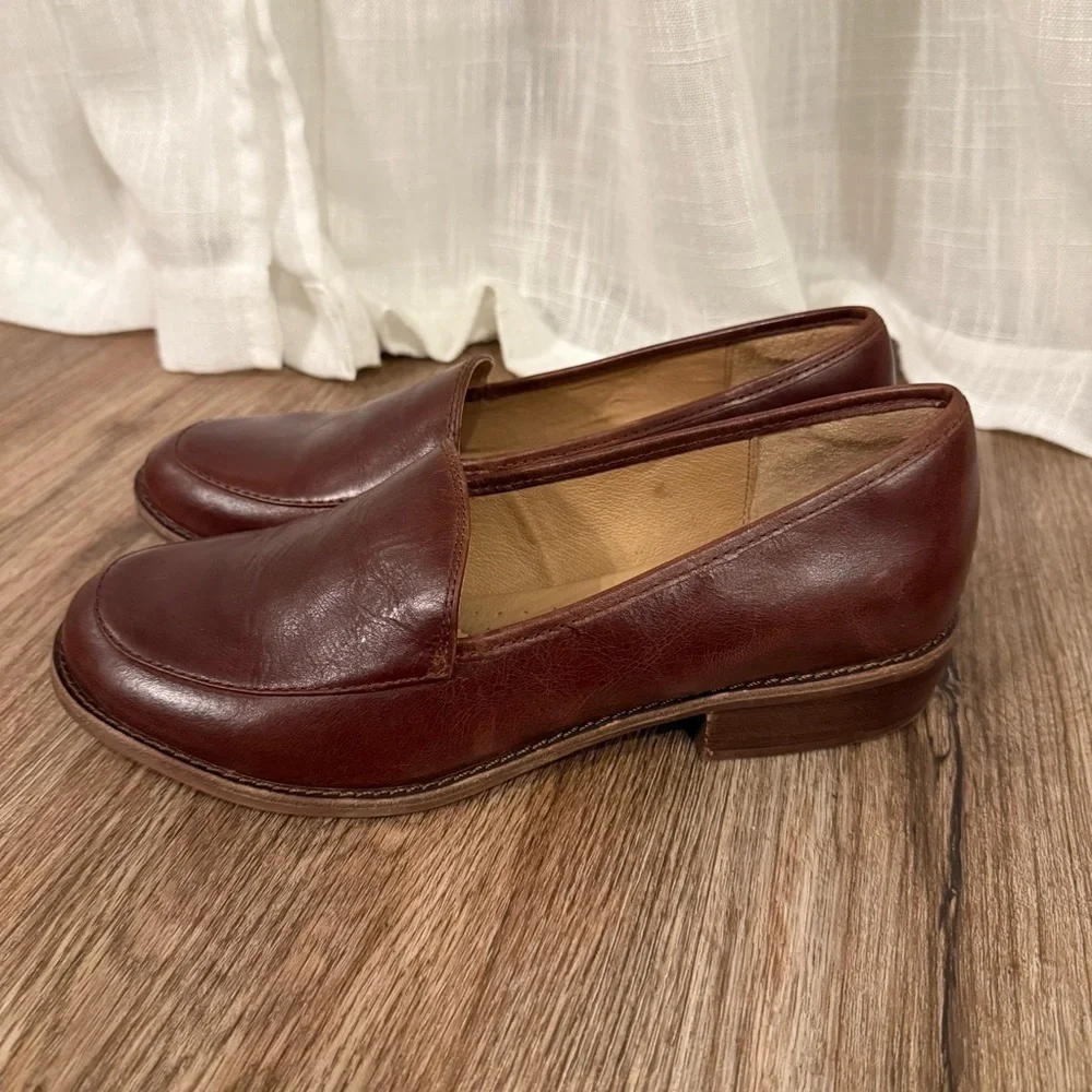 Sofft Napoli II Tobacco Brown Leather Women’s Size 9 M Classic Comfort Modern